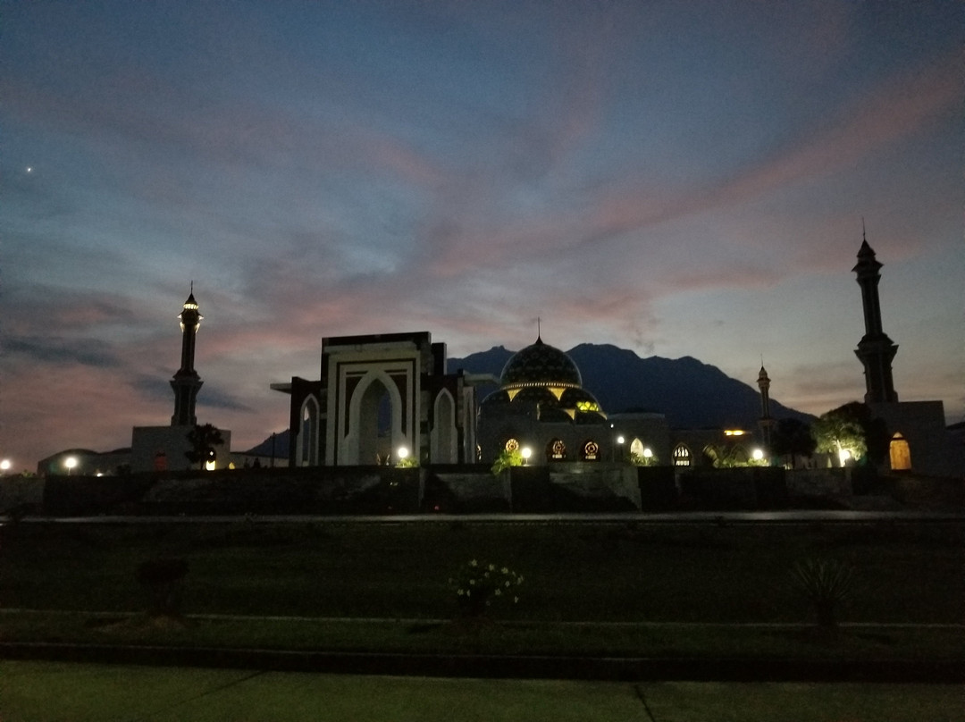 K-Cinq (Km-5 Intersection)-班基必去景点