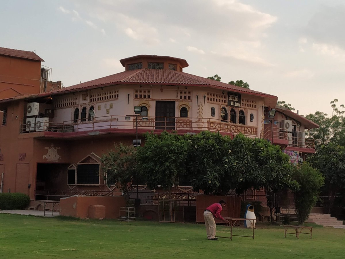 尼亚利哈尼酒店-餐饮