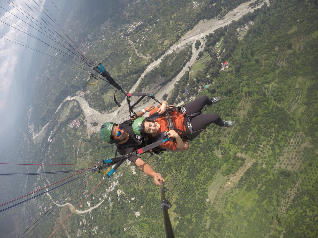 Born To Fly Paragliding景点图片