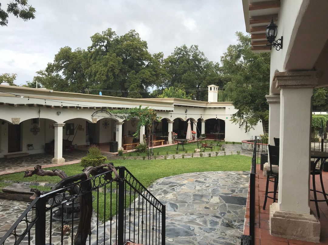 La Estancia Hotel主图