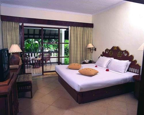 桑提卡海滩酒店主图