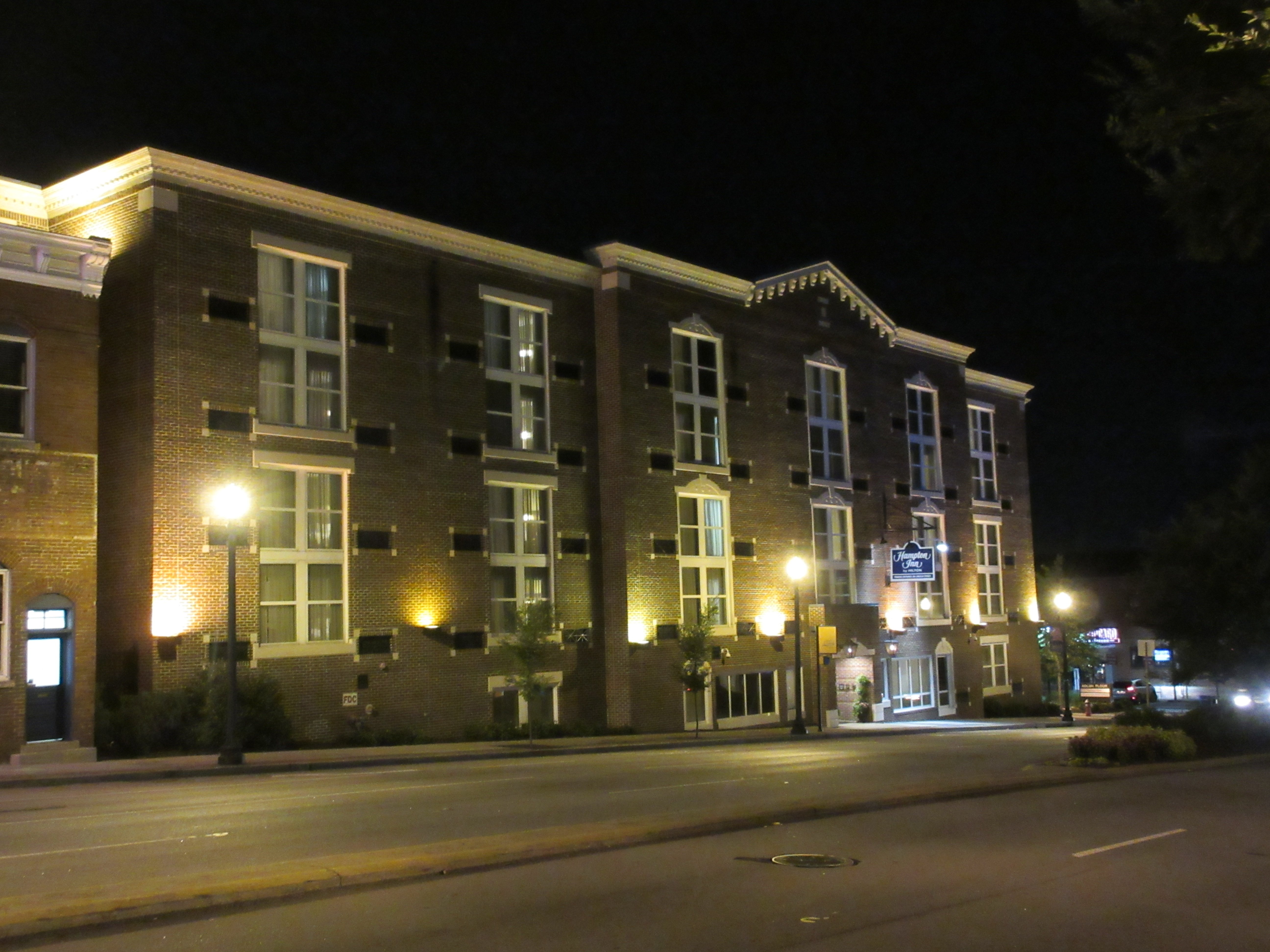 Hampton Inn Columbia - Downtown Historic District-浴室