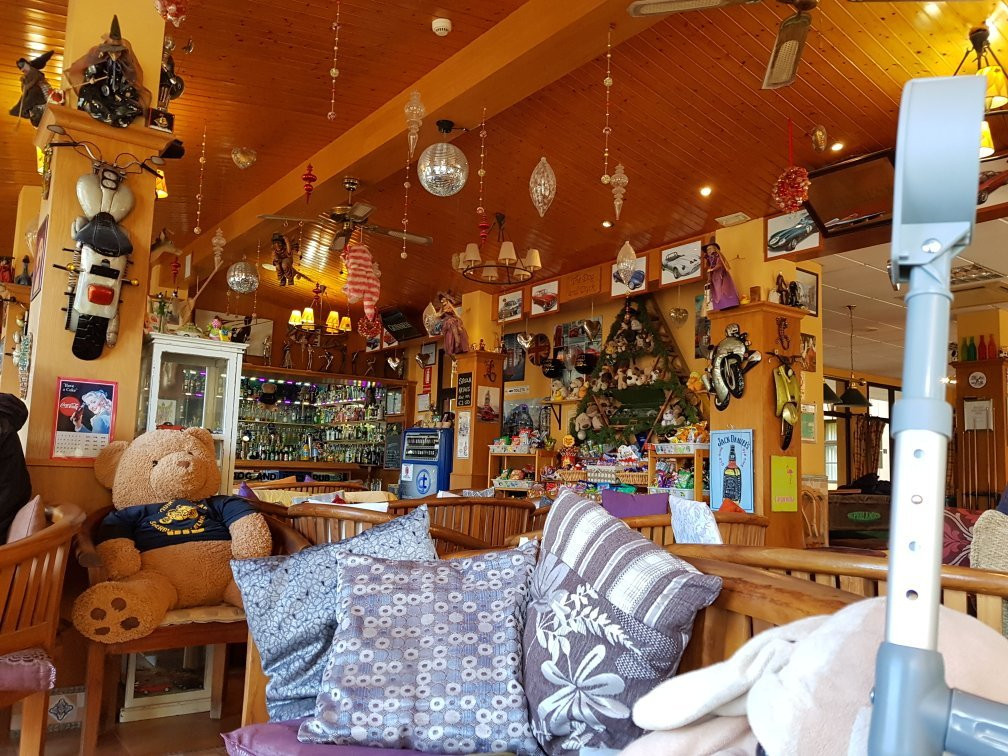 Nuevo Horizonte旅游景点-The Dog & Duck Pub