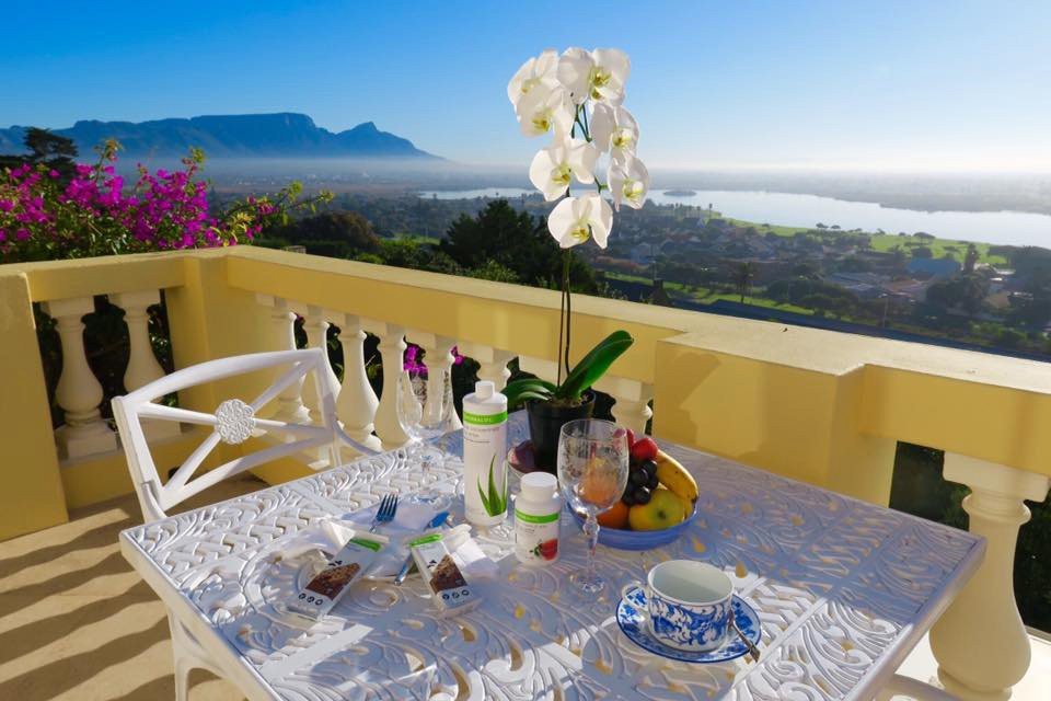 科罗娜城堡酒店主图