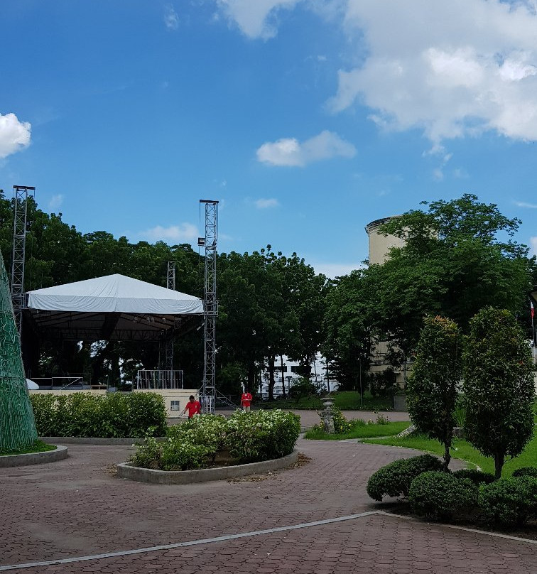 Maria Cristina Park-丹辘必去景点