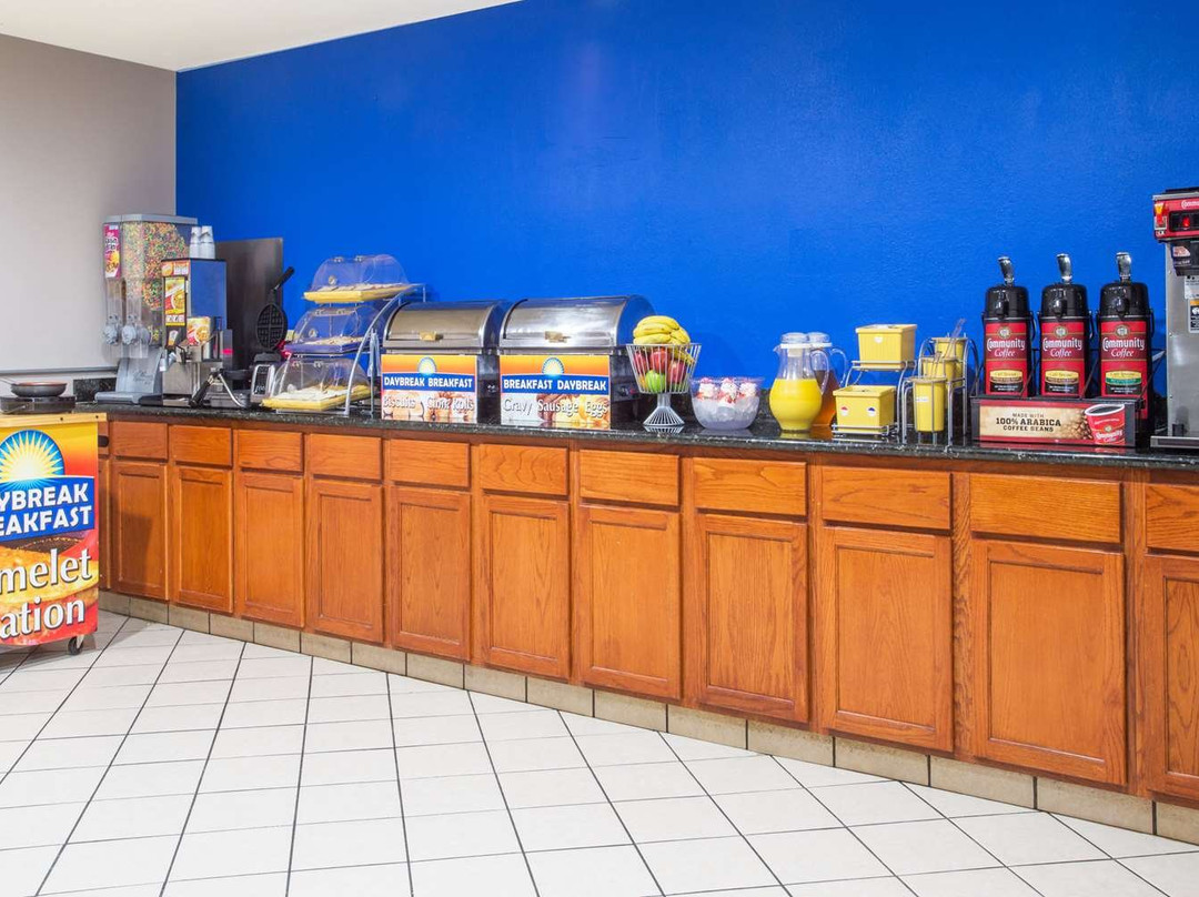 Days Inn & Suites by Wyndham Thibodaux主图