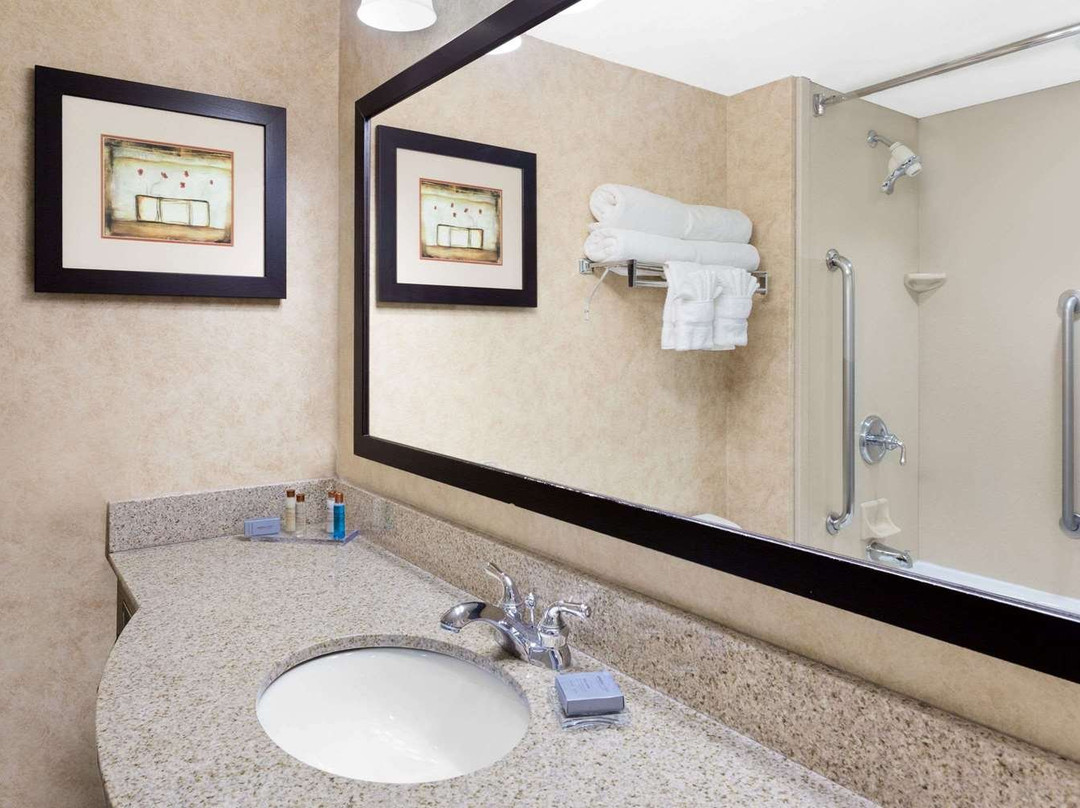 尤马温盖特温德姆酒店主图