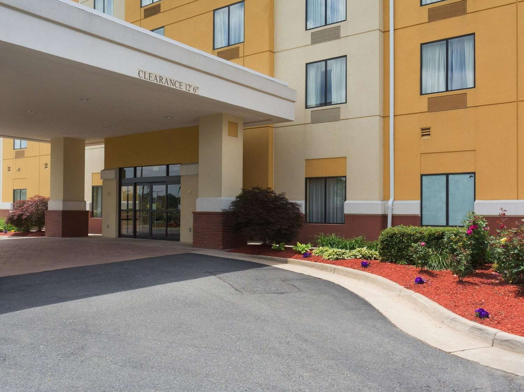 Comfort Suites Fredericksburg North主图