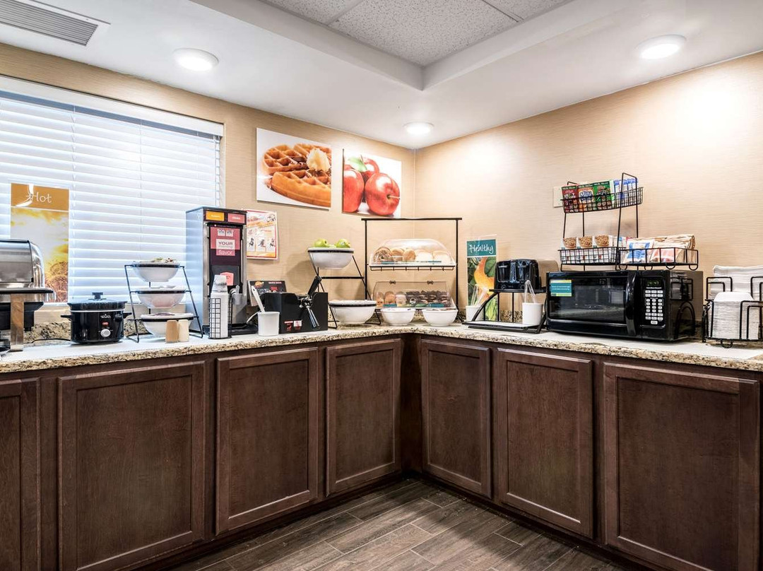 Quality Inn Ithaca - University Area主图