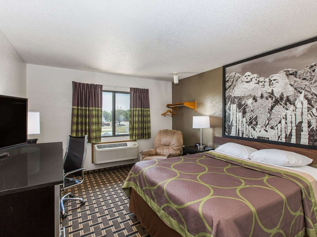 Super 8 by Wyndham Wayne主图