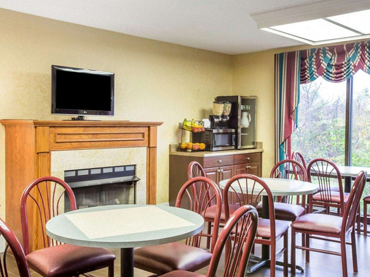 Quality Inn & Suites Canton, GA主图