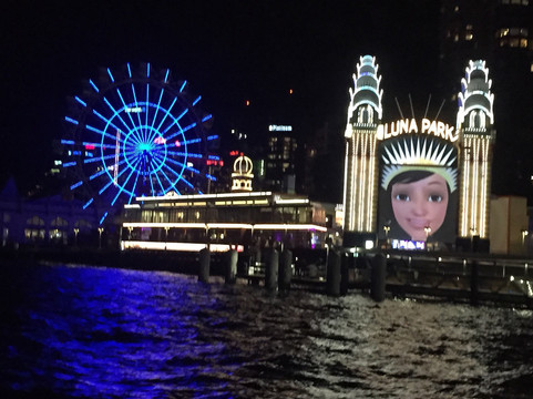 Sydney by Boat-悉尼必去景点