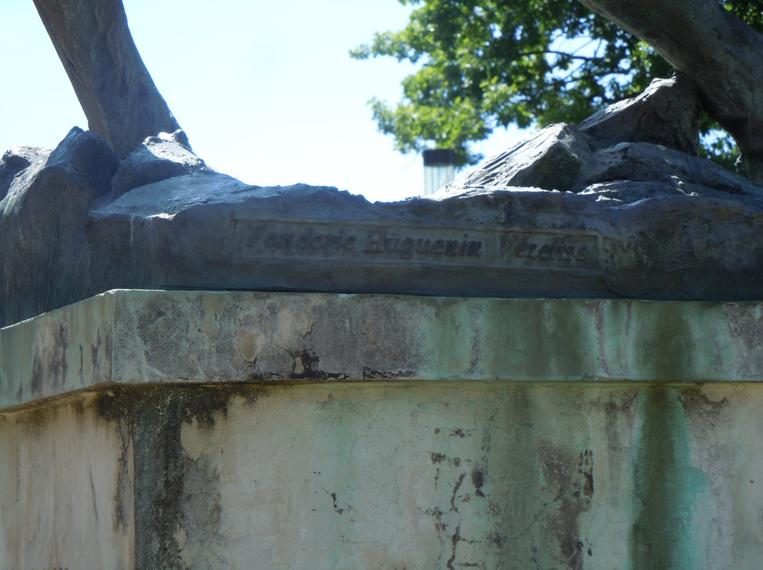 Monument a La Fayette-梅斯必去景点