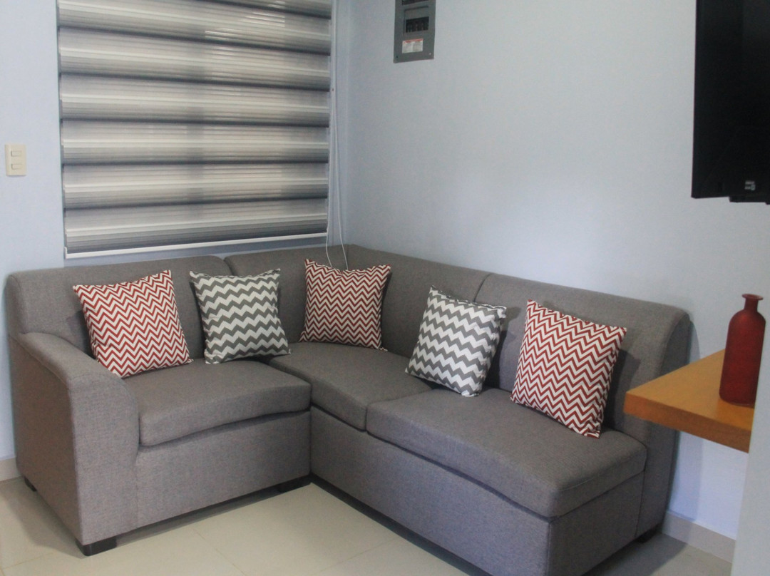 Relax Inn Suites主图