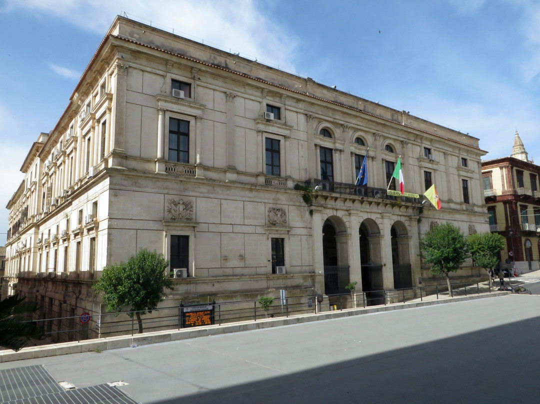 Palazzo delle Poste-拉古萨必去景点