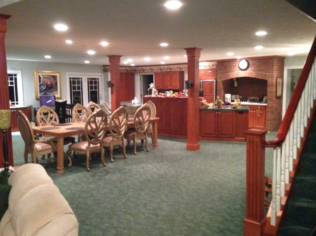 Longhouse Manor Bed & Breakfast主图