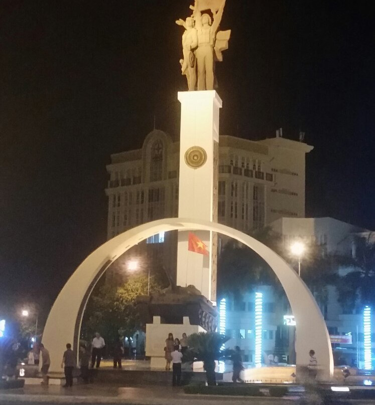 Victory Monument  Buon Ma Thuot景点图片