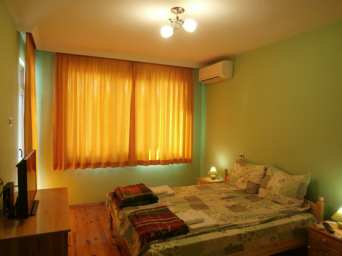 Apartments in House Silent Nature主图