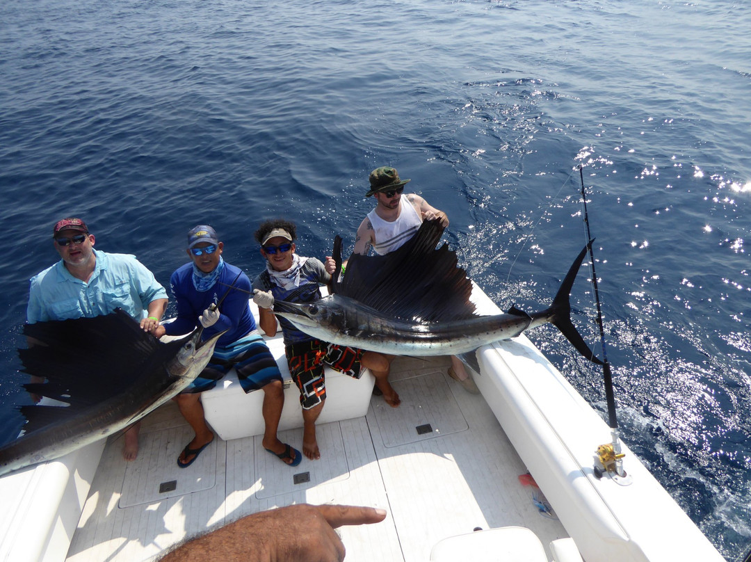 Mad Marlin Sport Fishing-Crucecita必去景点