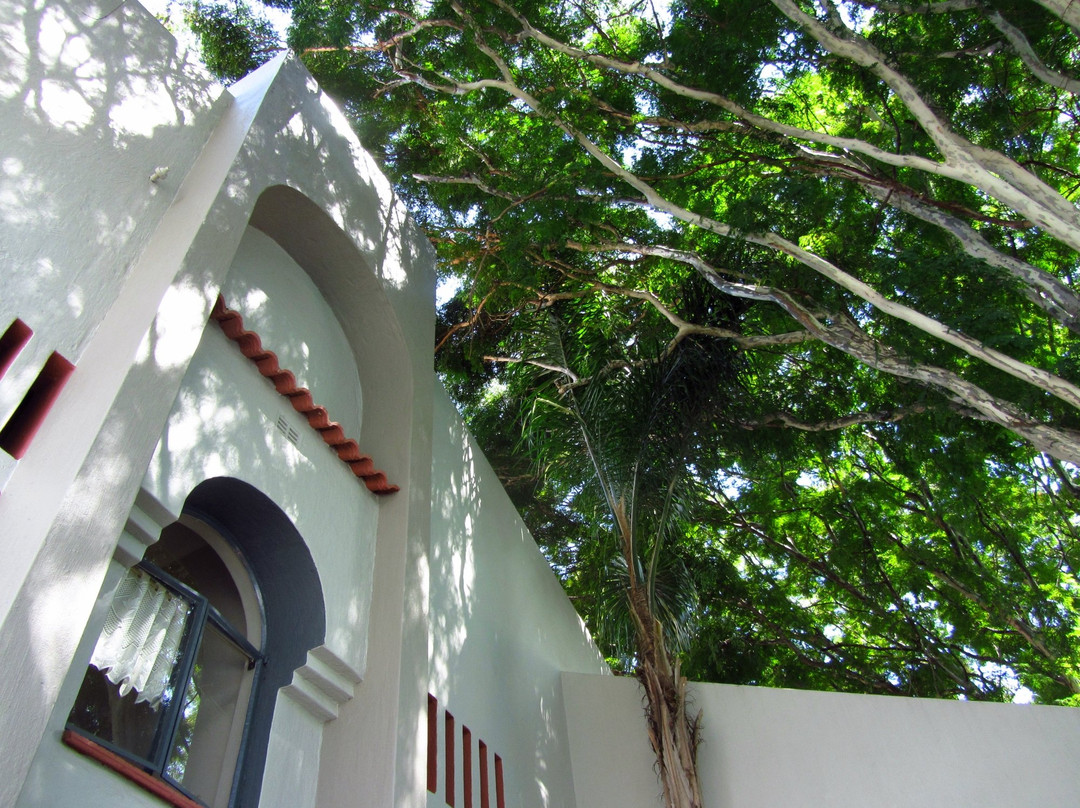 Lonely Oak Hotel主图