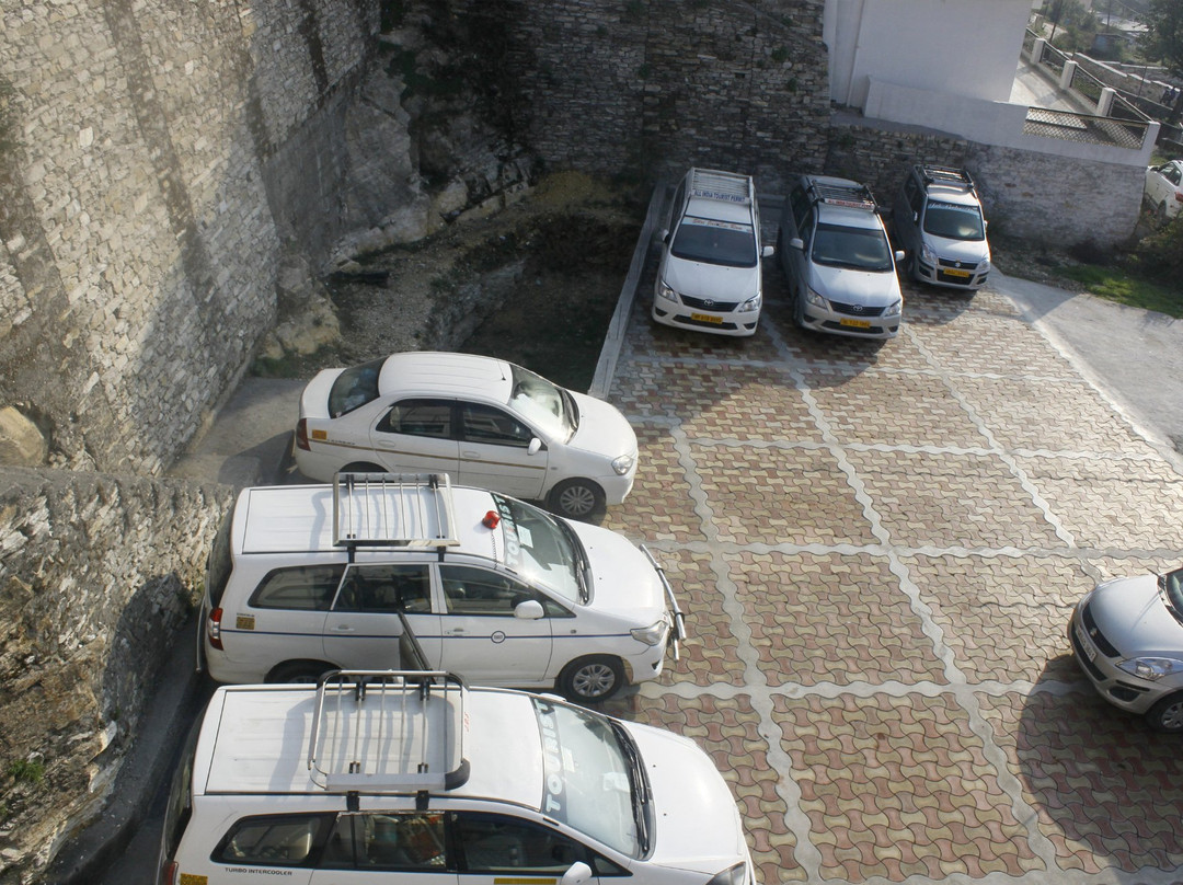 Hotel Himshikhar主图