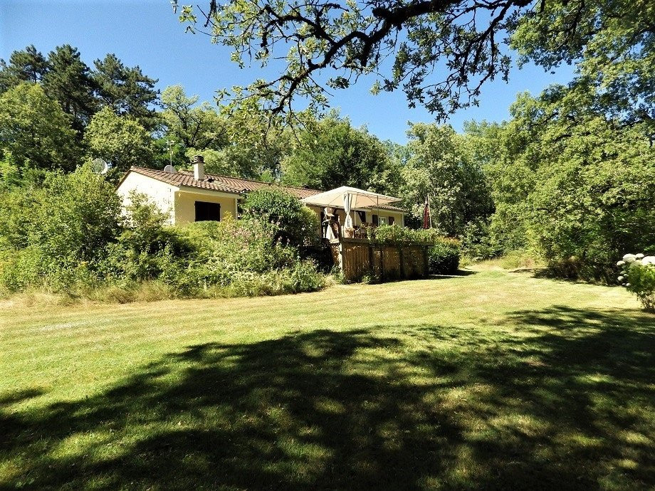 La Pierre Plantée主图