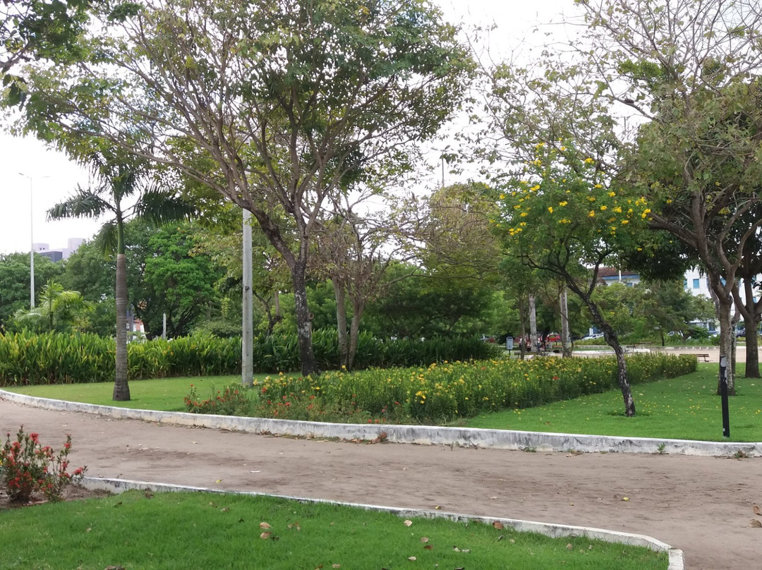 Praça da Independência景点图片