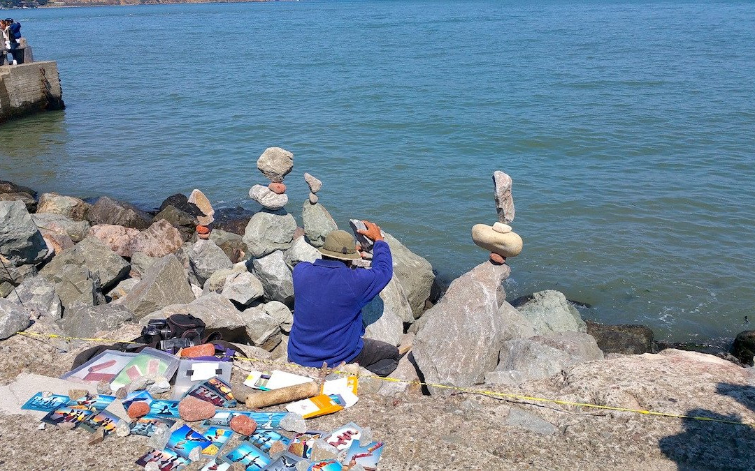Bill Dan Balancing Rocks景点图片
