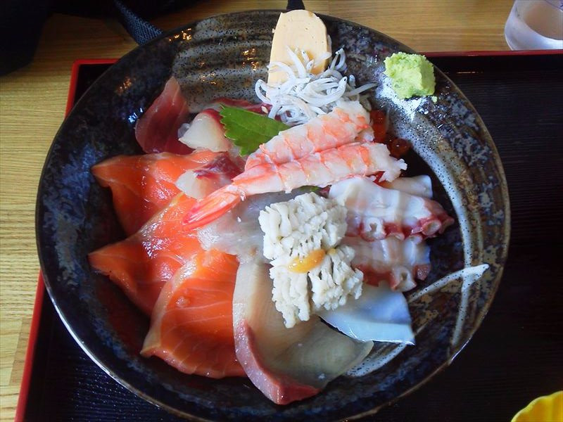 うおたけ鮮魚店やけんど 海鮮どんや