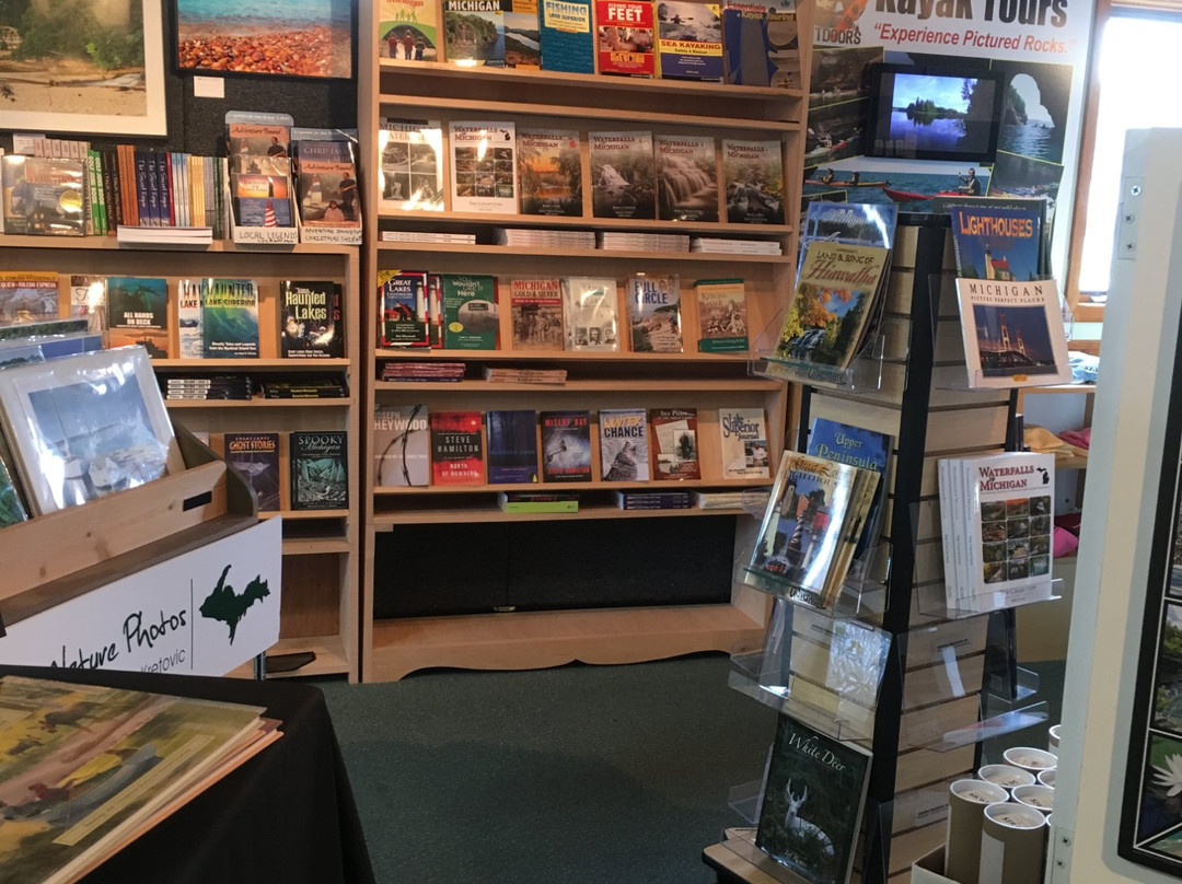 Munising Visitor Center-缪尼辛必去景点