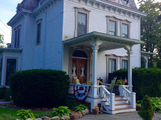 Dresden酒店住宿-Aubergine