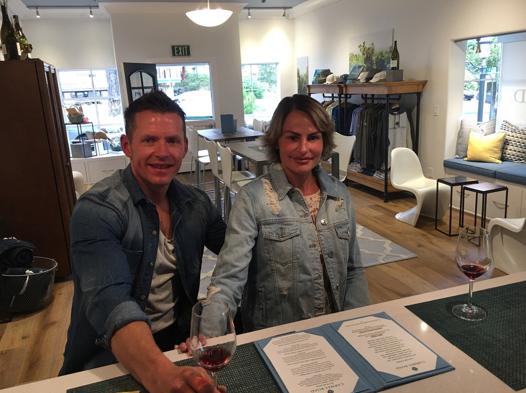 Carmel Road Tasting Room-卡梅尔必去景点