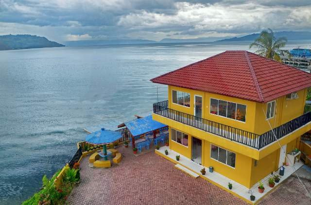 Nabasa Hotel Balige主图