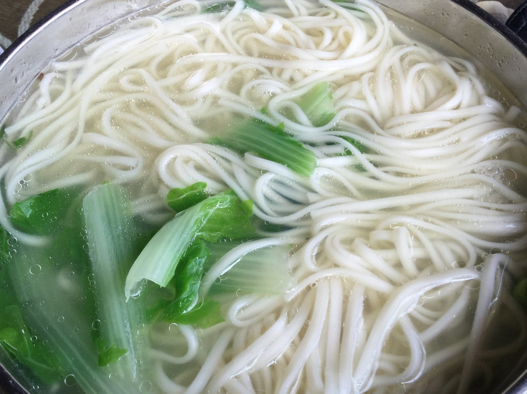 夜啤酒长廊-都江堰市必去景点