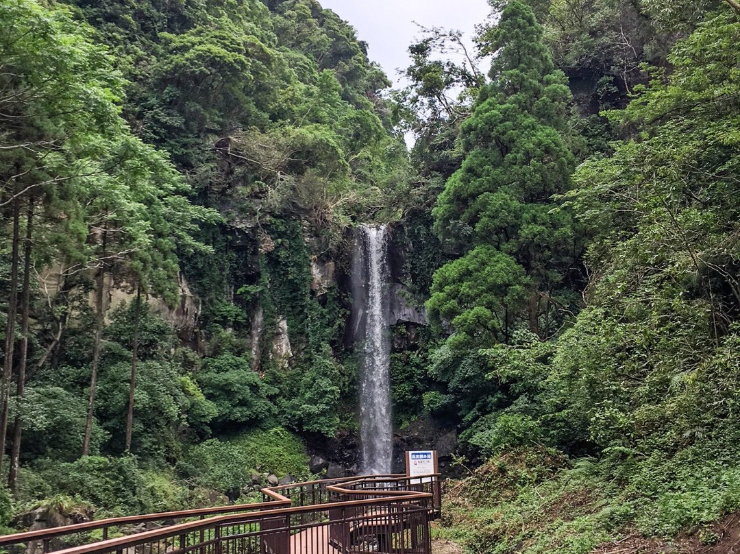 Chojiro Falls景点图片