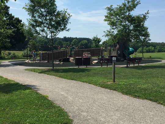 Lawrence Hopewell Trail-Hopewell必去景点