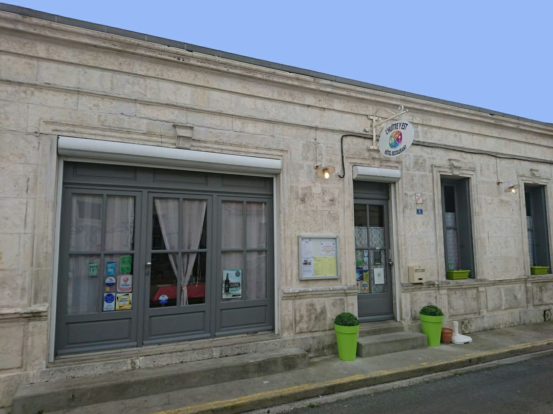 L'Huitre Y Est