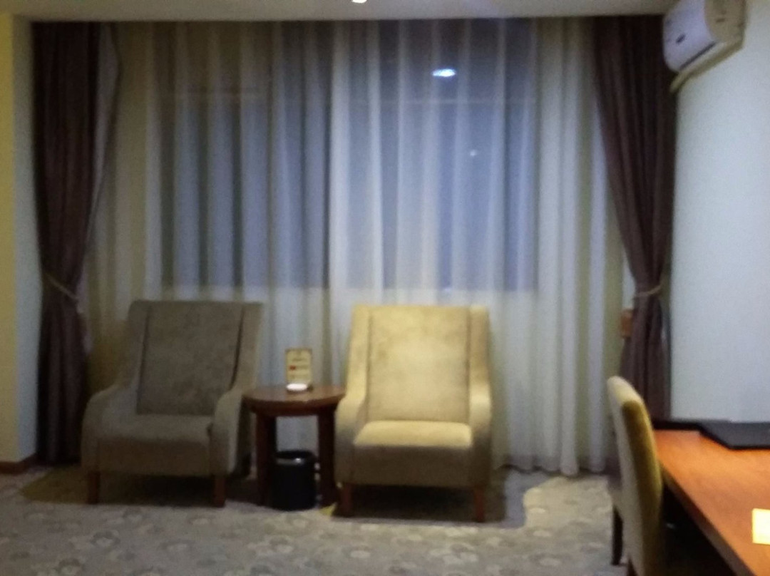 富域城大酒店主图