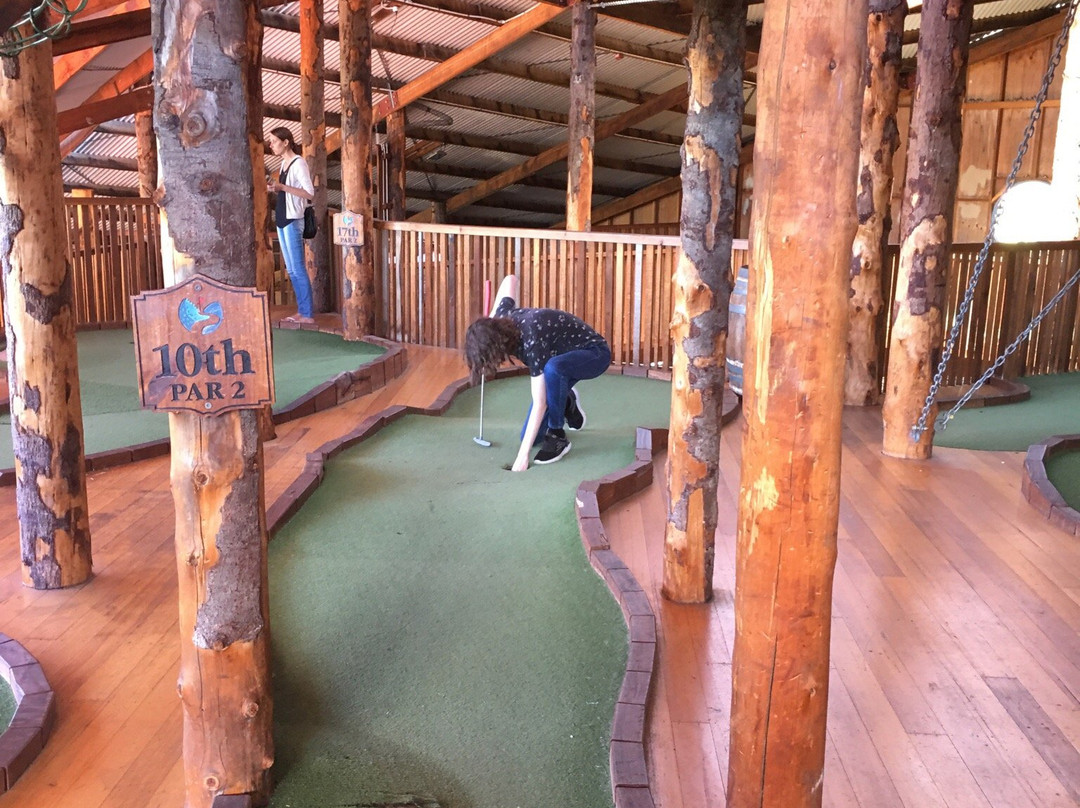 Putters Adventure Golf景点图片