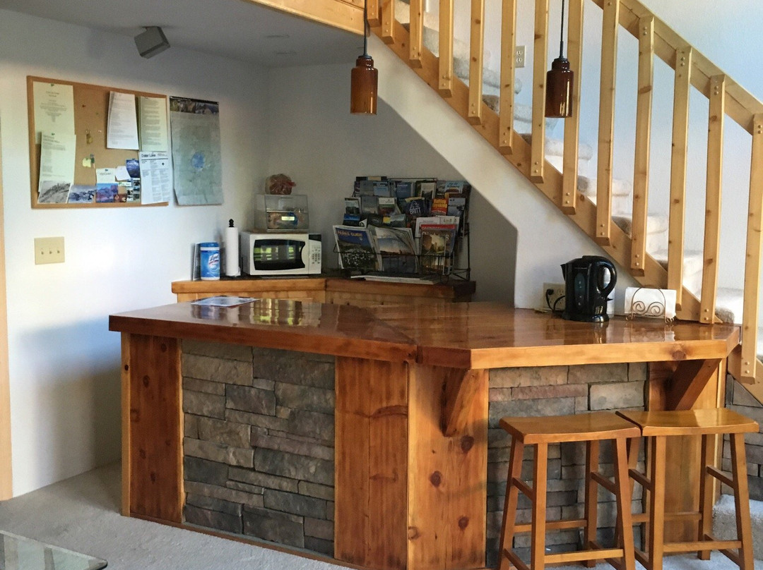 Crater Lake Inn & Retreat主图