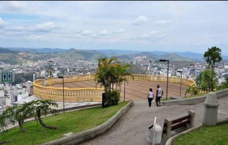 Imperador Hill Belvedere景点图片