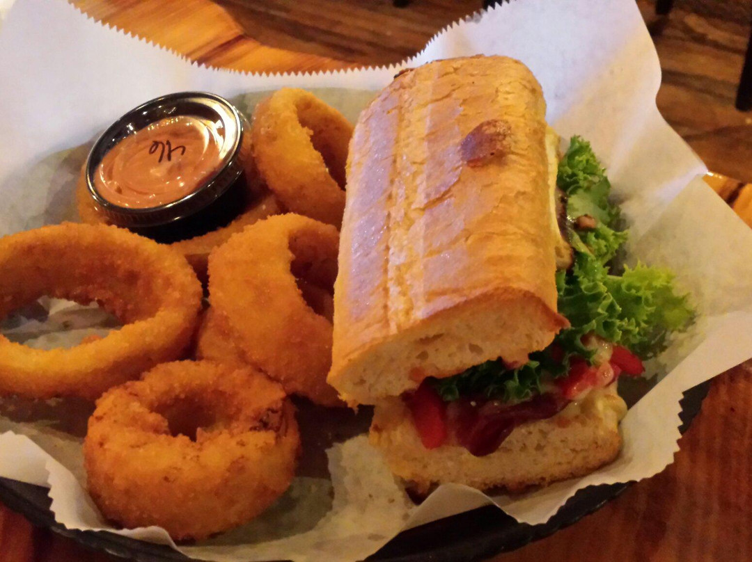 Duffy's Garage & Grille