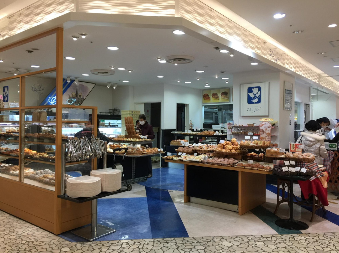 シェ・リュイ アトレ亀戸店