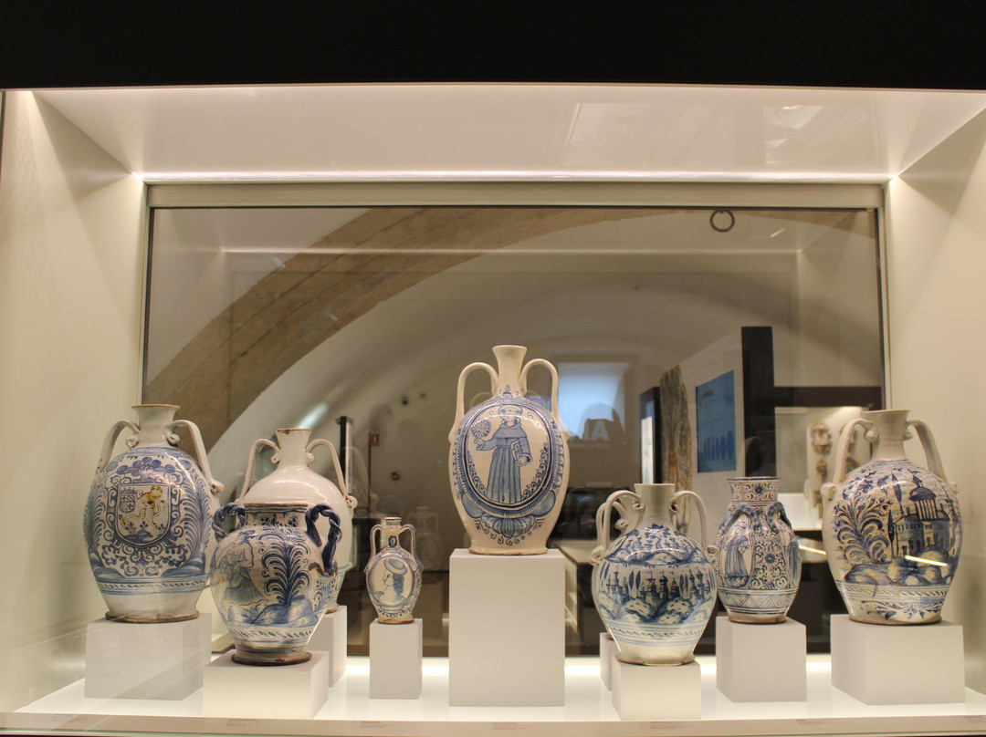 Museo della Maiolica-拉泰尔扎必去景点