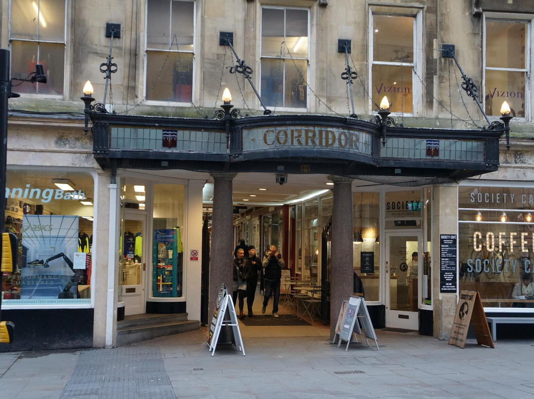 The Corridor景点图片