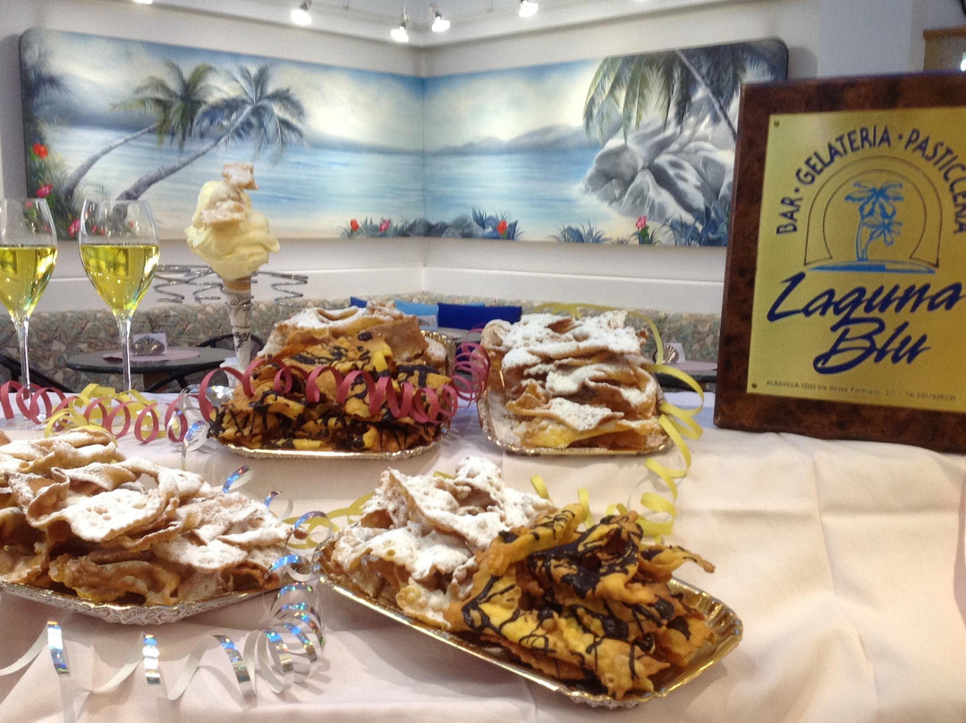 Albavilla餐馆和美食-Bar Gelateria Pasticceria Laguna Blu
