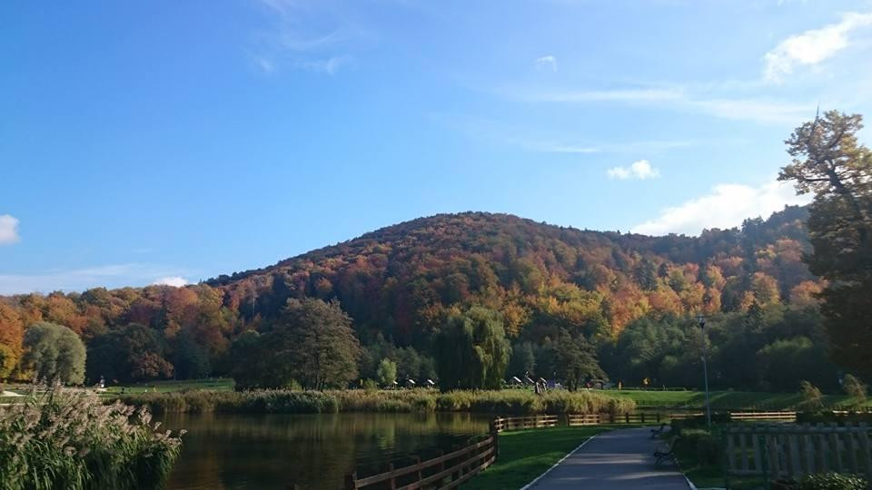 Lake Noua景点图片