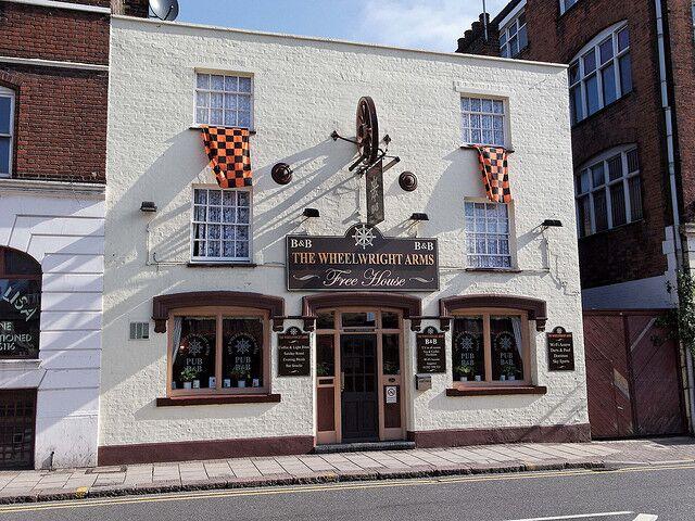 The Wheelwright Arms-官方
