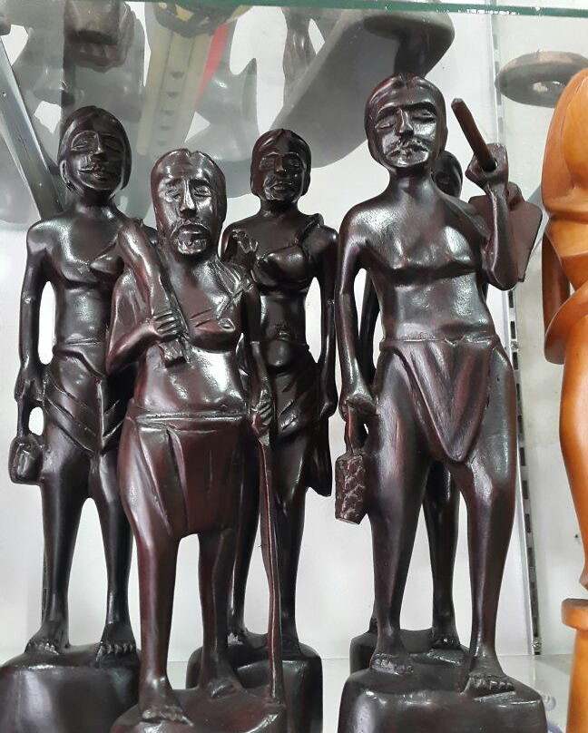 JUST LOOKIN' GALLERY-黑格斯敦必去景点