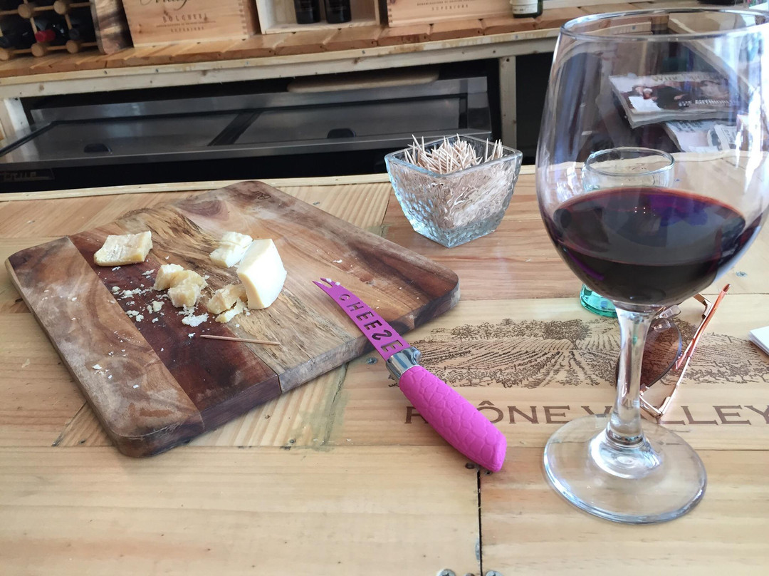 Uva Wine Shop & Bar景点图片